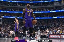 lol合区-詹姆斯在东京的比赛中转会