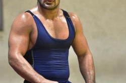 lol转区-印度名将完成铁三项比赛登顶领奖台的简单介绍