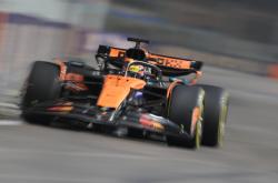 lol合区-包含阿斯顿马丁轻取红牛车队，汉密尔顿刷新纪录的词条