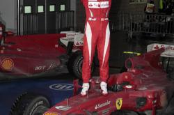 lol战绩查询-红牛车队碾压梅赛德斯，阿隆索扛起全队