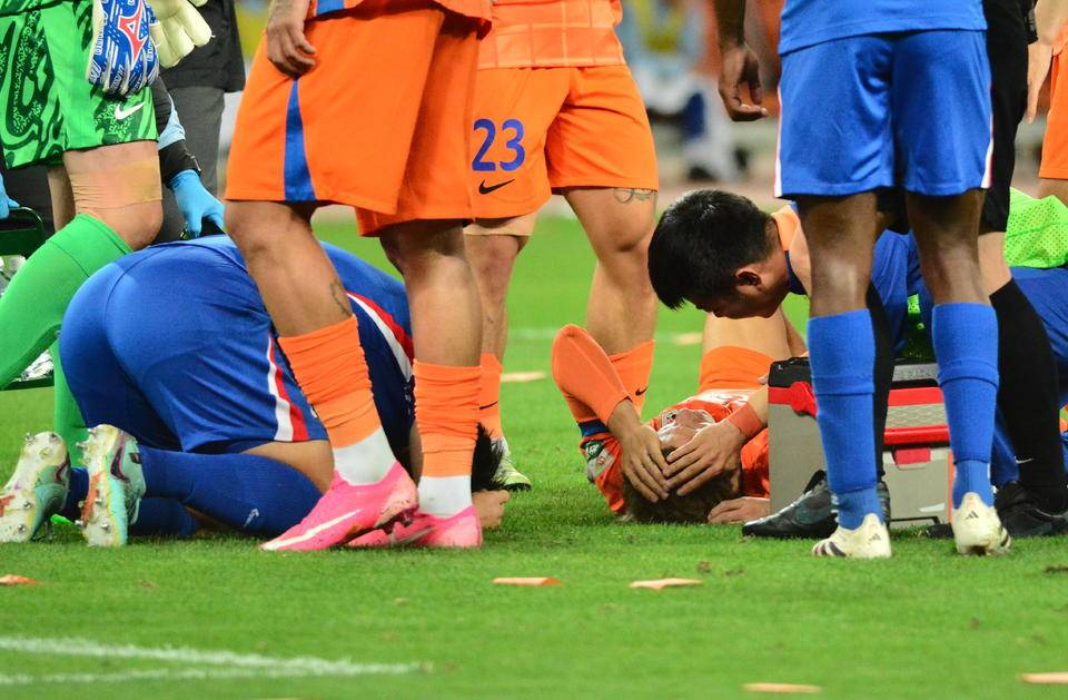 包含苏宁球员集体受伤,备战困难加剧的词条 包含苏宁球员集体受伤,备战困难加剧的词条