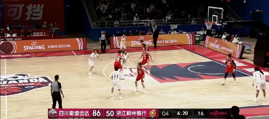 篮球比赛在全球范围内受到热烈欢迎和追捧 篮球比赛在全球范围内受到热烈欢迎和追捧