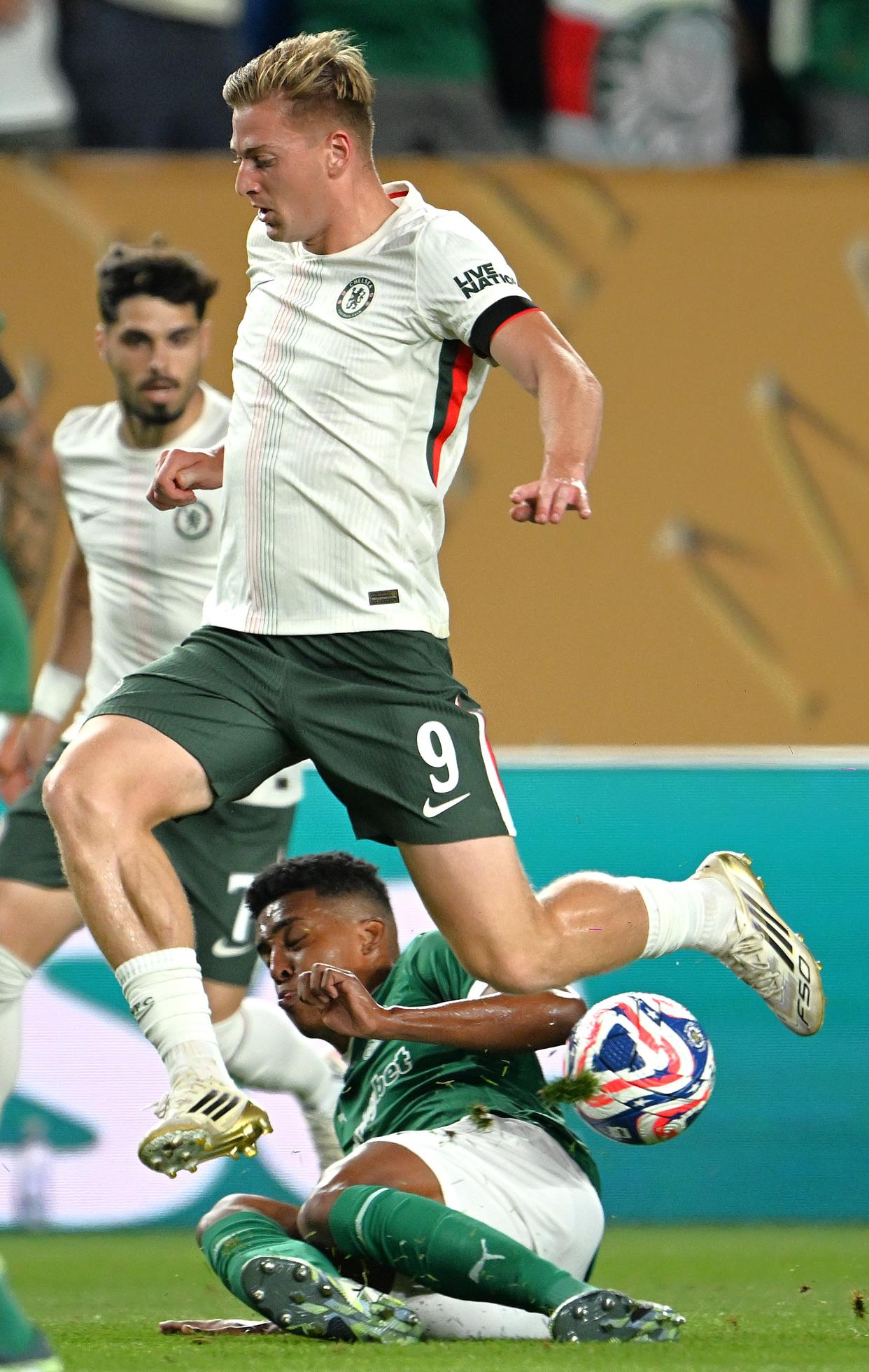 包含切尔西门将荷兰国家队首发,状态火爆的词条 包含切尔西门将荷兰国家队首发,状态火爆的词条