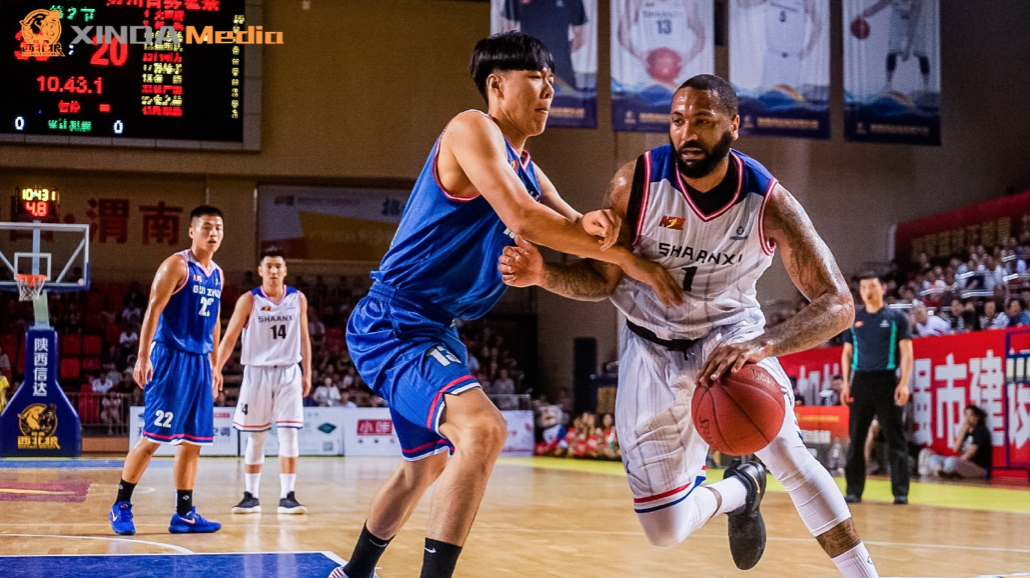 吉林队主场告捷，预备季后赛豪取胜利