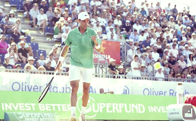 关于法网鏖战温网，西西帕斯关键制胜的信息