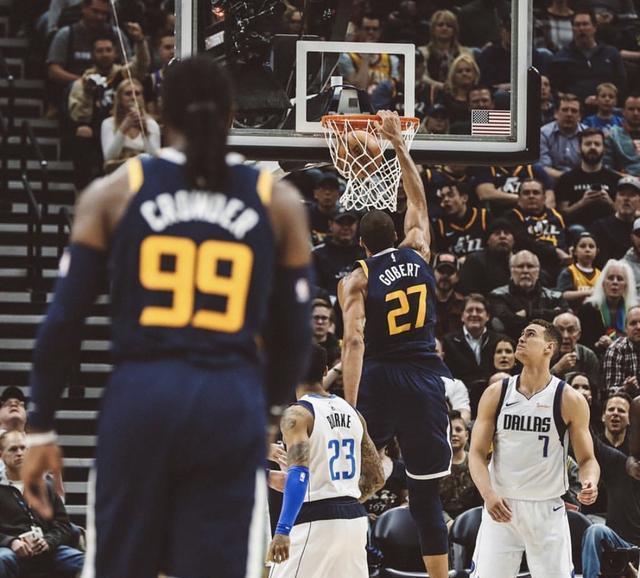 火箭逆转广东队，戈贝尔统治全场